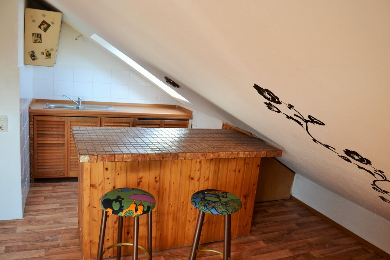 Immobilien | Real Estate - Steinwenden - * Großes Mehrfamilienhaus- gut