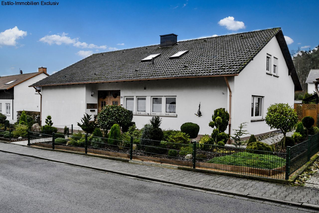 Mackenbach: Auf der Suche nach einer Familie ...  Mackenbach: Auf der Suche nach einer Familie ...