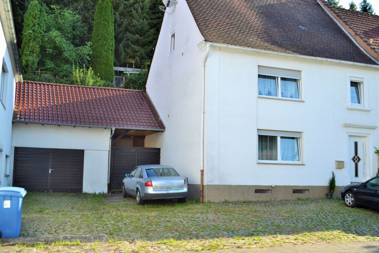 Steinwenden: * Gepflegtes Einfamilienhaus ist auf der Suche nach einer neuen Familie  Steinwenden: * Gepflegtes Einfamilienhaus ist auf der Suche nach einer neuen Familie