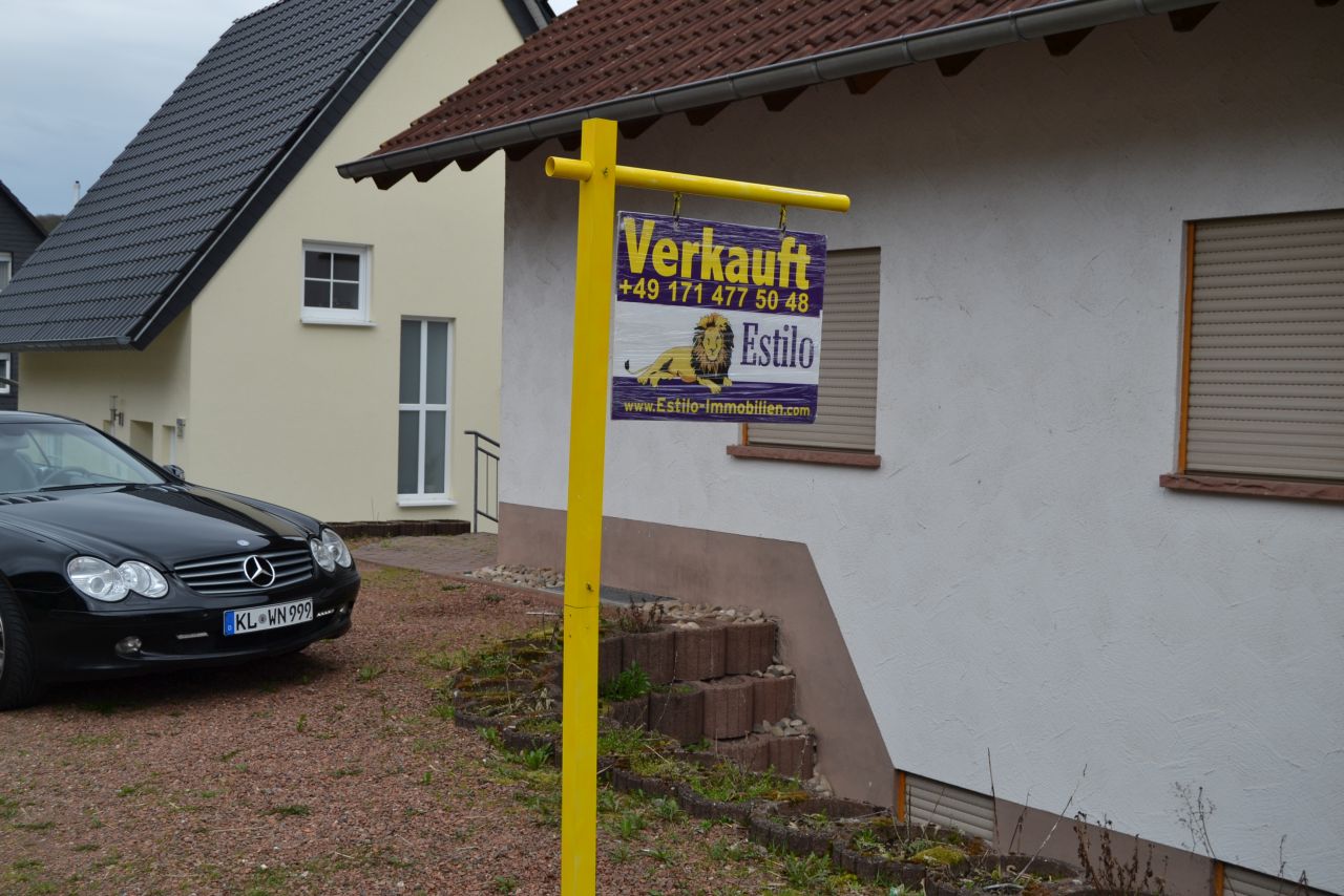 Reichenbach-Steegen: Für Kapitalanlage geeignet - Sehr gepflegte moderne Doppelhaushälfte sucht neue Familie  Reichenbach-Steegen: Für Kapitalanlage geeignet - Sehr gepflegte moderne Doppelhaushälfte sucht neue Familie