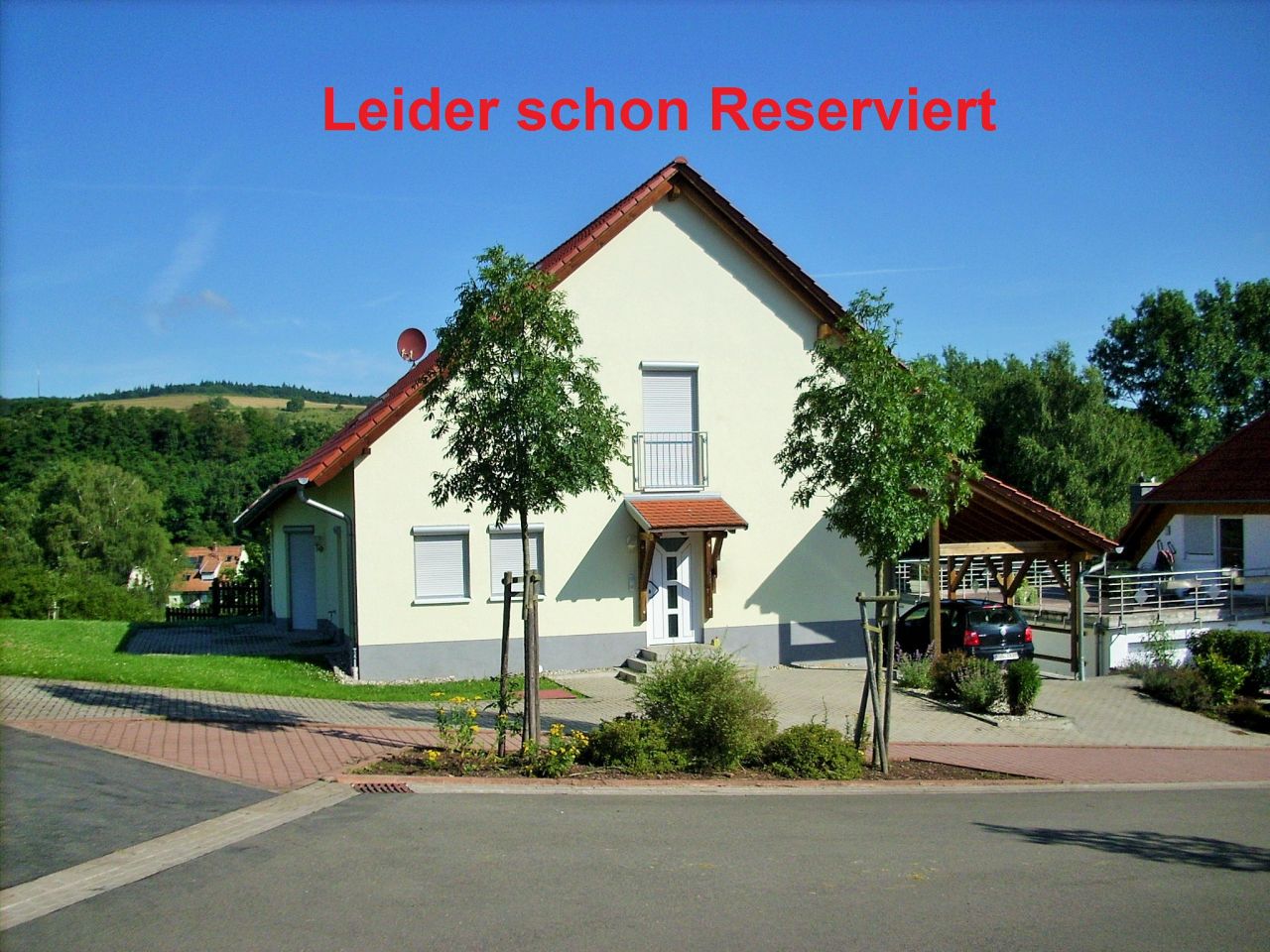 Nanzdietschweiler: Freistehendes Einfamilienhaus mit Einliegerwohnung und unverbaubarer Aussicht  Nanzdietschweiler: Freistehendes Einfamilienhaus mit Einliegerwohnung und unverbaubarer Aussicht