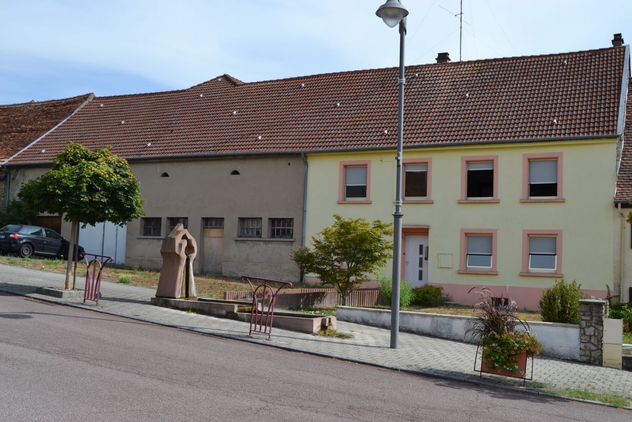 Wölflingen: * Frankreich - Sehr schönes Bauernhaus mit vielen Möglichkeiten zur Selbstverwirklichung  Wölflingen: * Frankreich - Sehr schönes Bauernhaus mit vielen Möglichkeiten zur Selbstverwirklichung