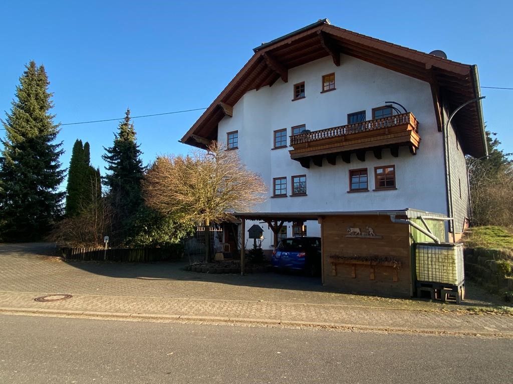 Nonnweiler: Imposantes Mehrfamilienhaus im topgepflegten Zustand - Ideal als Kapitalanlage  Nonnweiler: Imposantes Mehrfamilienhaus im topgepflegten Zustand - Ideal als Kapitalanlage