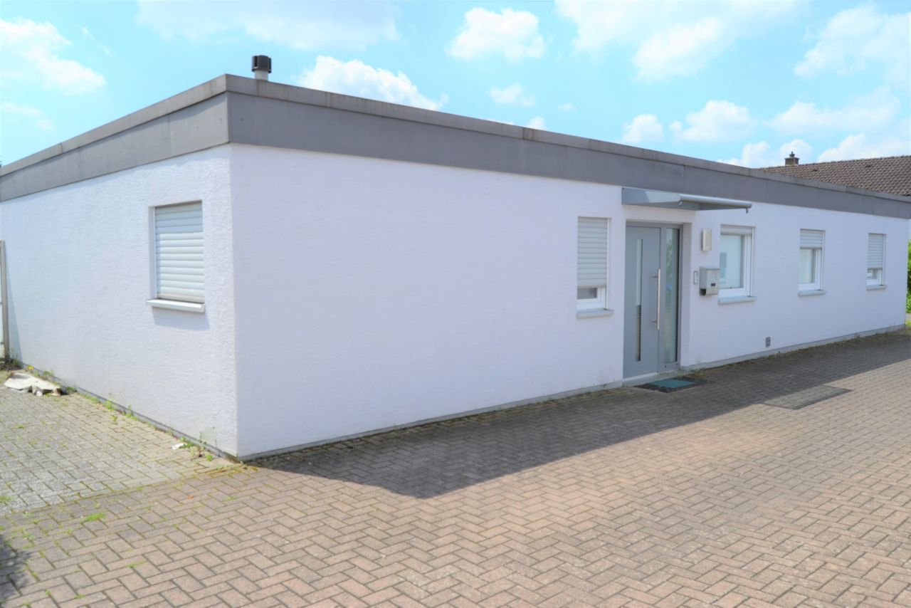 Landstuhl: LANDSTUHL MELKEREI Lichtdurchfluteter Bungalow - einziehen und wohlfühlen!  Landstuhl: LANDSTUHL MELKEREI Lichtdurchfluteter Bungalow - einziehen und wohlfühlen!