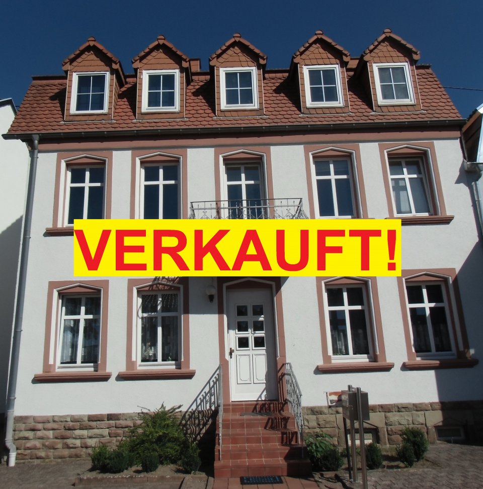 Überherrn: Wunderschöner, kernsanierter Altbau mit 3 Wohnungen  Überherrn: Wunderschöner, kernsanierter Altbau mit 3 Wohnungen