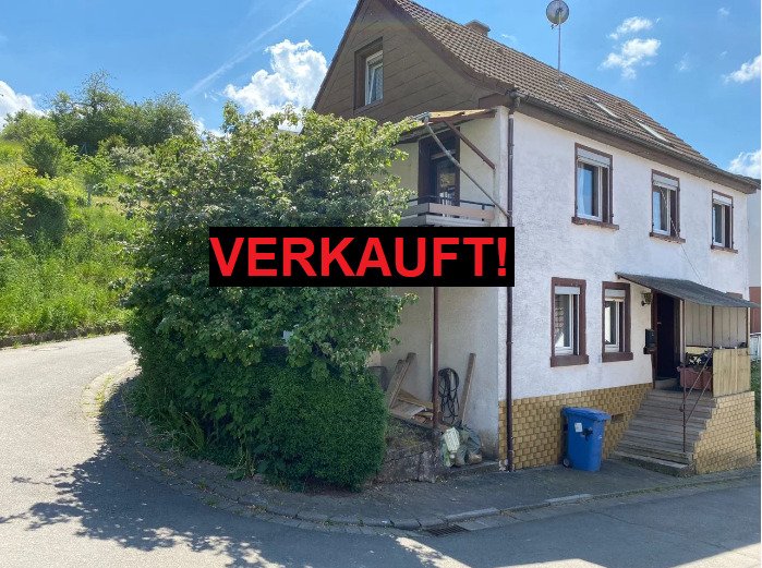 Reichenbach-Steegen: Gemütliches Einfamilienhaus sucht neue Familie  Reichenbach-Steegen: Gemütliches Einfamilienhaus sucht neue Familie