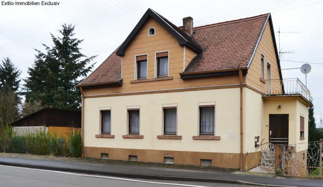Bruchmühlbach-Miesau: Einfamilienhaus auf einer sehr großen Grünfläche zu einem fairen Preis!  Bruchmühlbach-Miesau: Einfamilienhaus auf einer sehr großen Grünfläche zu einem fairen Preis!