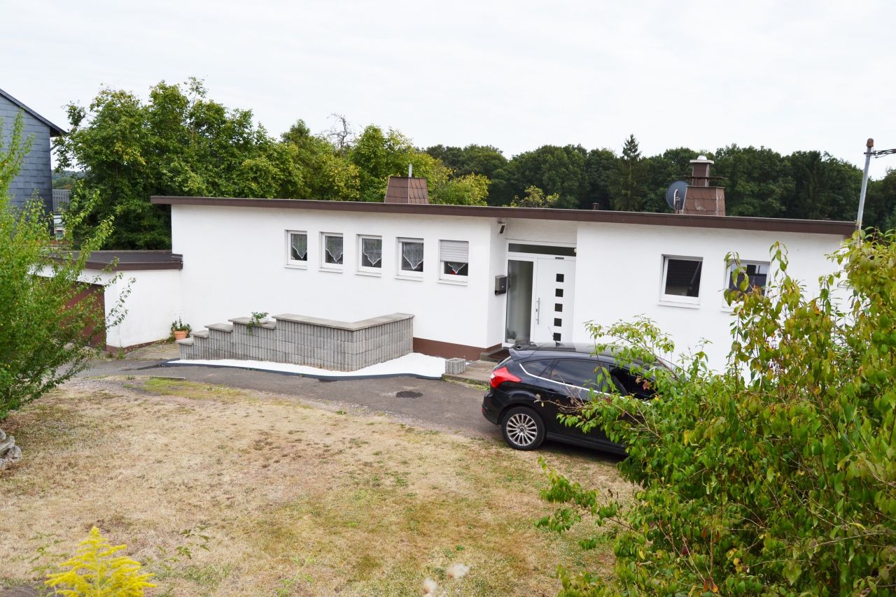 Riegelsberg: -Verkauft-Neu sanierter Traumbungalow in idyllischer Lage  Riegelsberg: -Verkauft-Neu sanierter Traumbungalow in idyllischer Lage