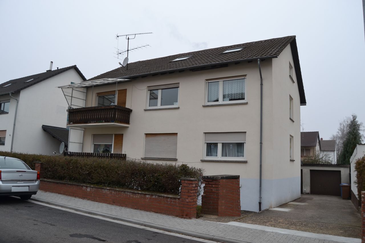 Ramstein-Miesenbach: Mehrfamilienhaus als Renditeobjekt. Das ist IHRE CHANCE  Ramstein-Miesenbach: Mehrfamilienhaus als Renditeobjekt. Das ist IHRE CHANCE