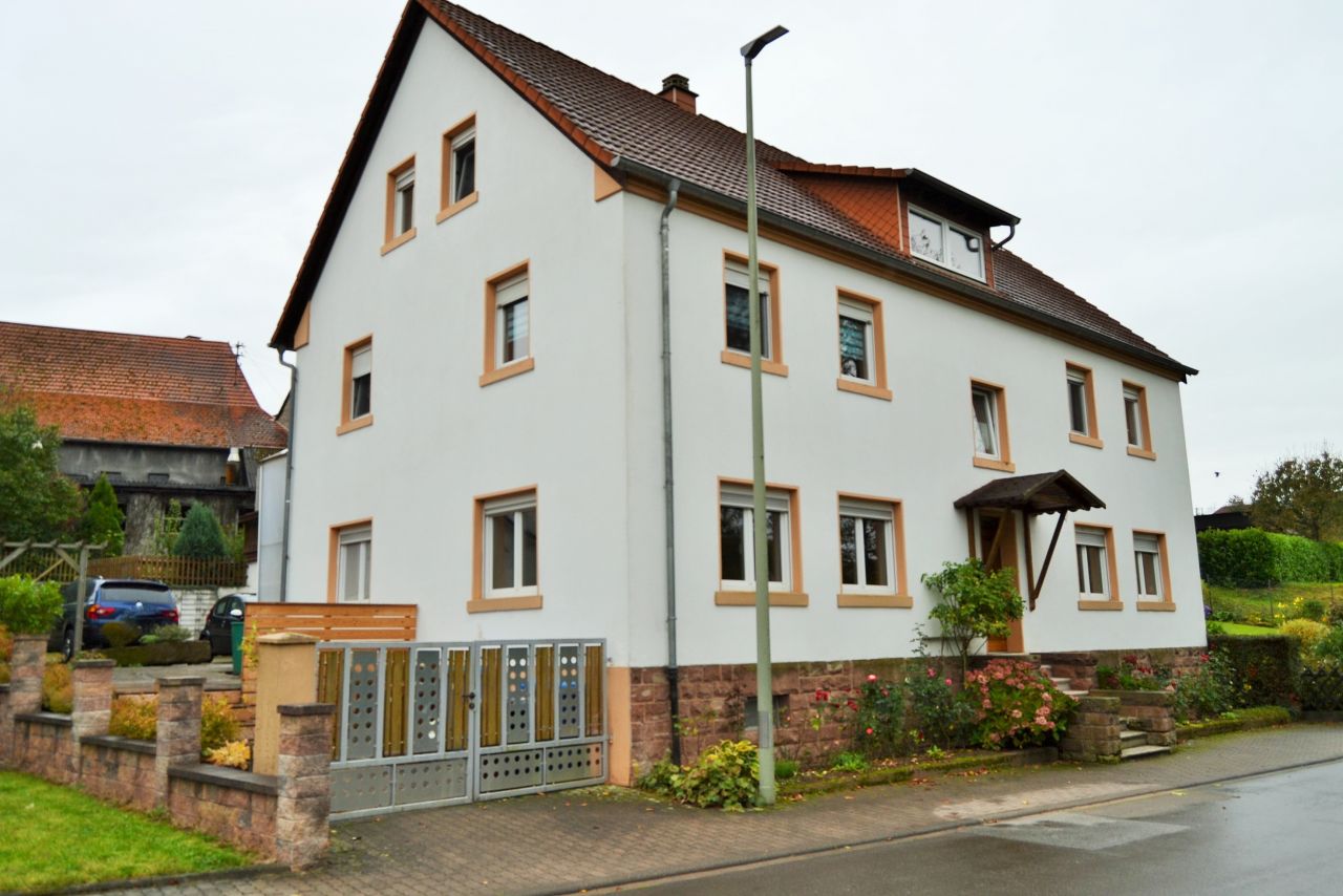 Schmitshausen: * Großes Einfamilienhaus mit Einliegerwohnung- Lassen Sie Träume wahr werden  Schmitshausen: * Großes Einfamilienhaus mit Einliegerwohnung- Lassen Sie Träume wahr werden
