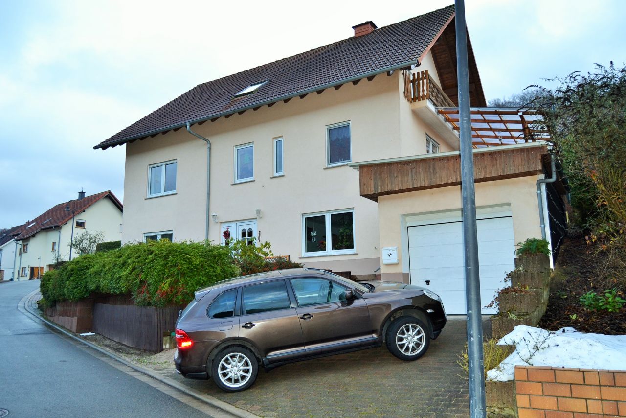 Sulzbachtal: * Freistehendes Einfamilienhaus in wunderschöner und idyllischer Lage- Ideal für Großfamilien  Sulzbachtal: * Freistehendes Einfamilienhaus in wunderschöner und idyllischer Lage- Ideal für Großfamilien