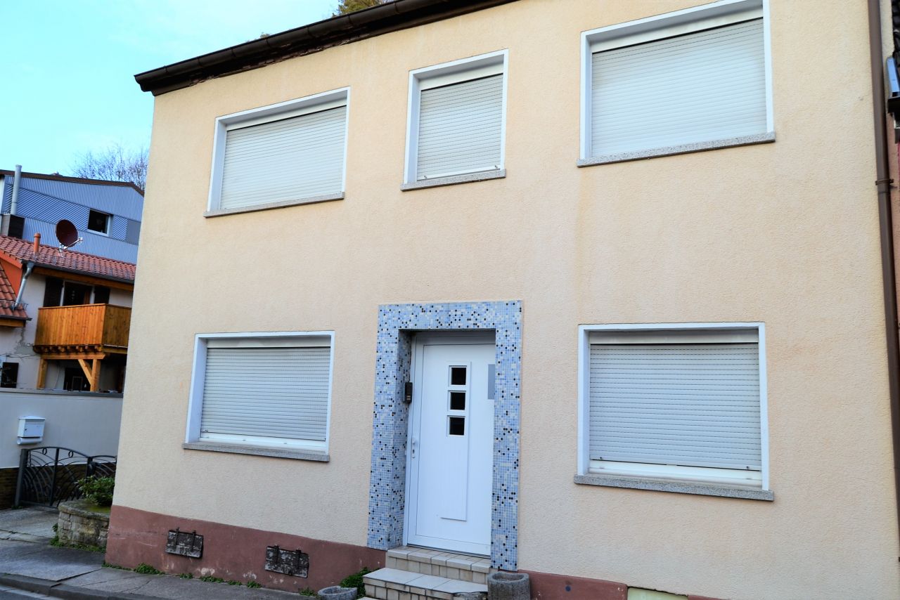 Landstuhl: Einfamilienhaus in ruhiger und zentraler Lage  Landstuhl: Einfamilienhaus in ruhiger und zentraler Lage