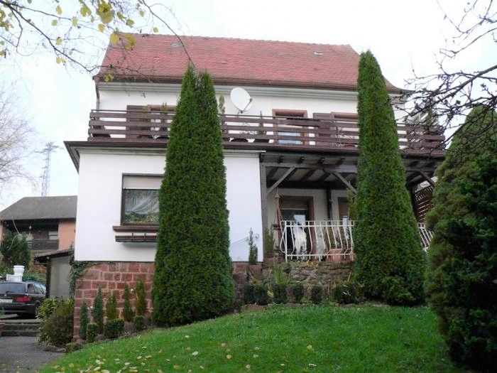 Schönenberg-Kübelberg: Gepflegtes, repräsentatives Einfamilienhaus/Villa mit großem Grundstück  Schönenberg-Kübelberg: Gepflegtes, repräsentatives Einfamilienhaus/Villa mit großem Grundstück