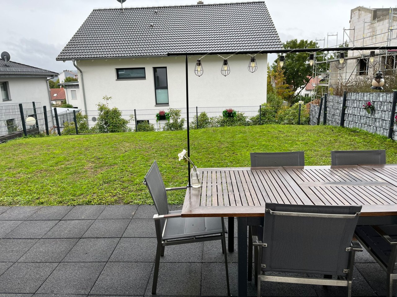 Terrasse sowie Garten